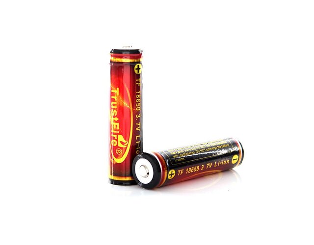 Литиевый аккумулятор TRUSTFIRE 3,7 Вольт. Арт. 18650 PCB 3000 mAh