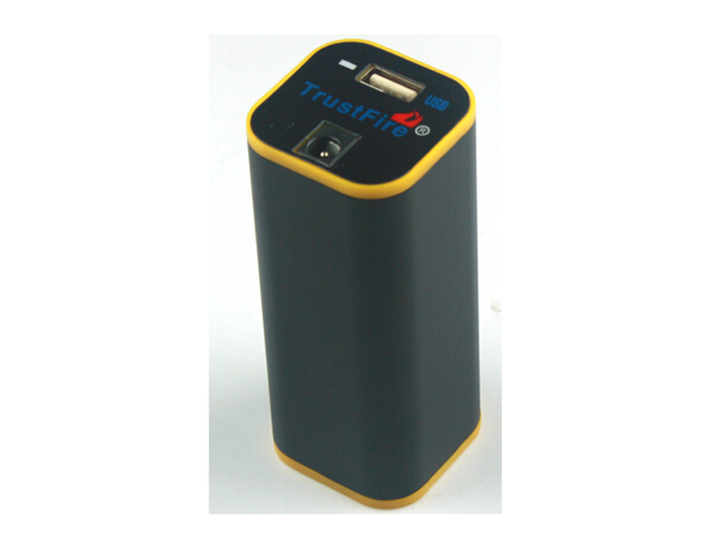 Блок аккумуляторов TRUSTFIRE (4*18650 3,7 Вольт)