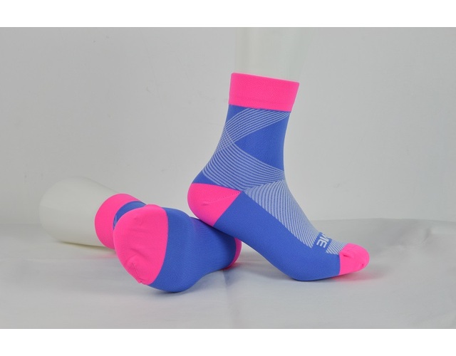 Носки велосипедные DAREVIE DVA012 black/pink/white one size